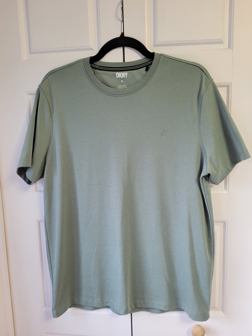 DKNY Men's Essential Crewneck T-Shirt Sage Green Size M
